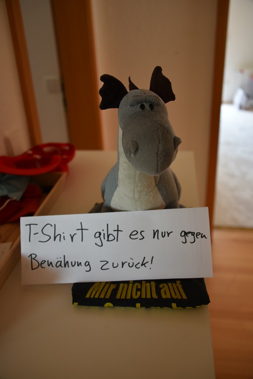 Sirius fordert Benähung gegen T-Shirt