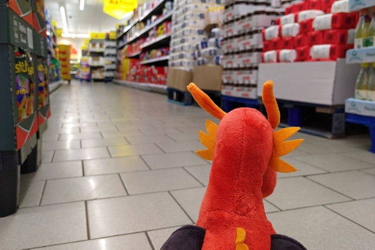 Eldur beim Einkaufen im Supermarkt