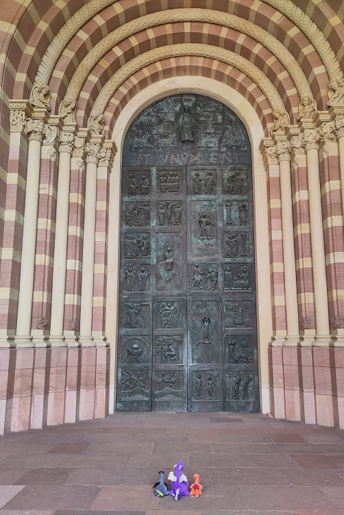 Tor in den Speyerer Dom
