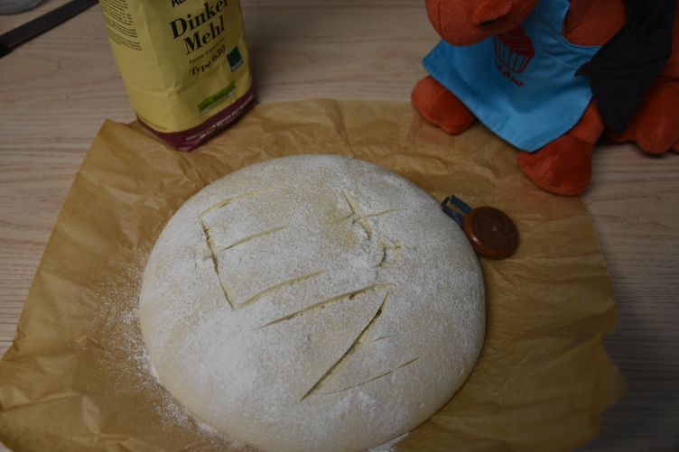 Eldur und sein Brot