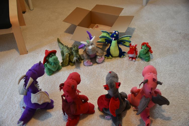 Die sechs Drachen sind aus dem Paket ausgestiegen