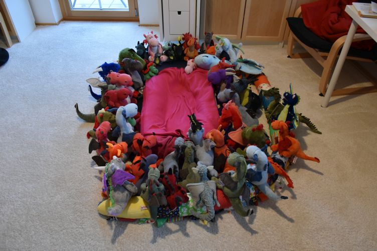 Kuschelige Vorbereitungen für die unplüschige Schwester